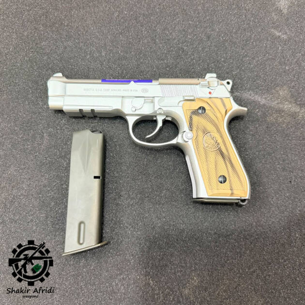 Beretta 92fs silver